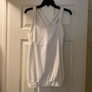 Athleta work out tank with cups